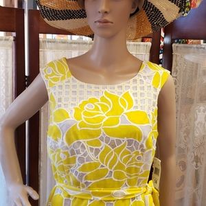 NWT Robbie Bee Size 14  Laced Dress